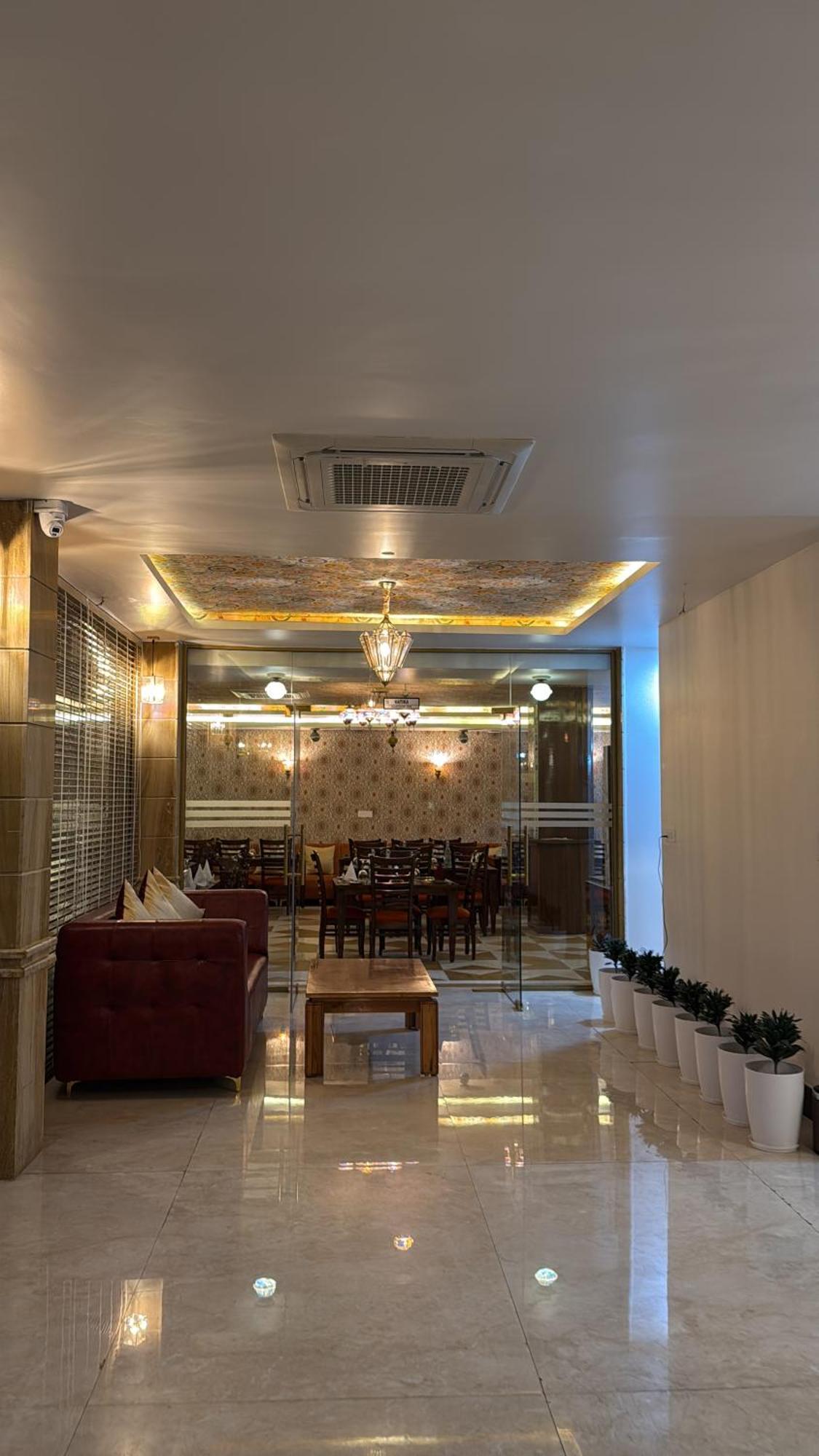 Hotel Sterling Kastoori Rudraprayāg Extérieur photo