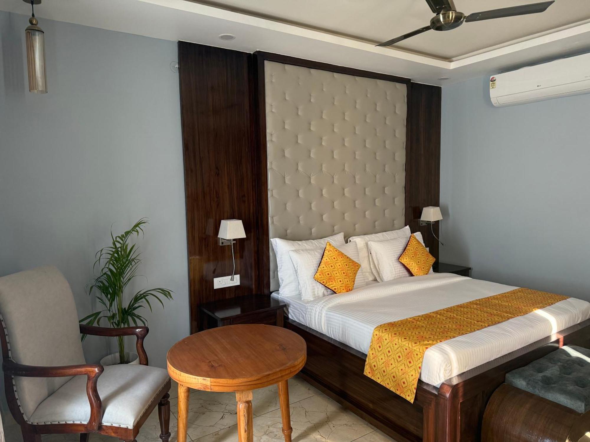 Hotel Sterling Kastoori Rudraprayāg Extérieur photo