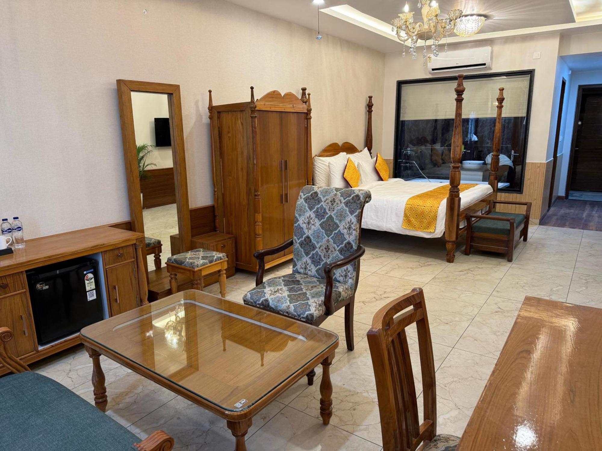 Hotel Sterling Kastoori Rudraprayāg Extérieur photo
