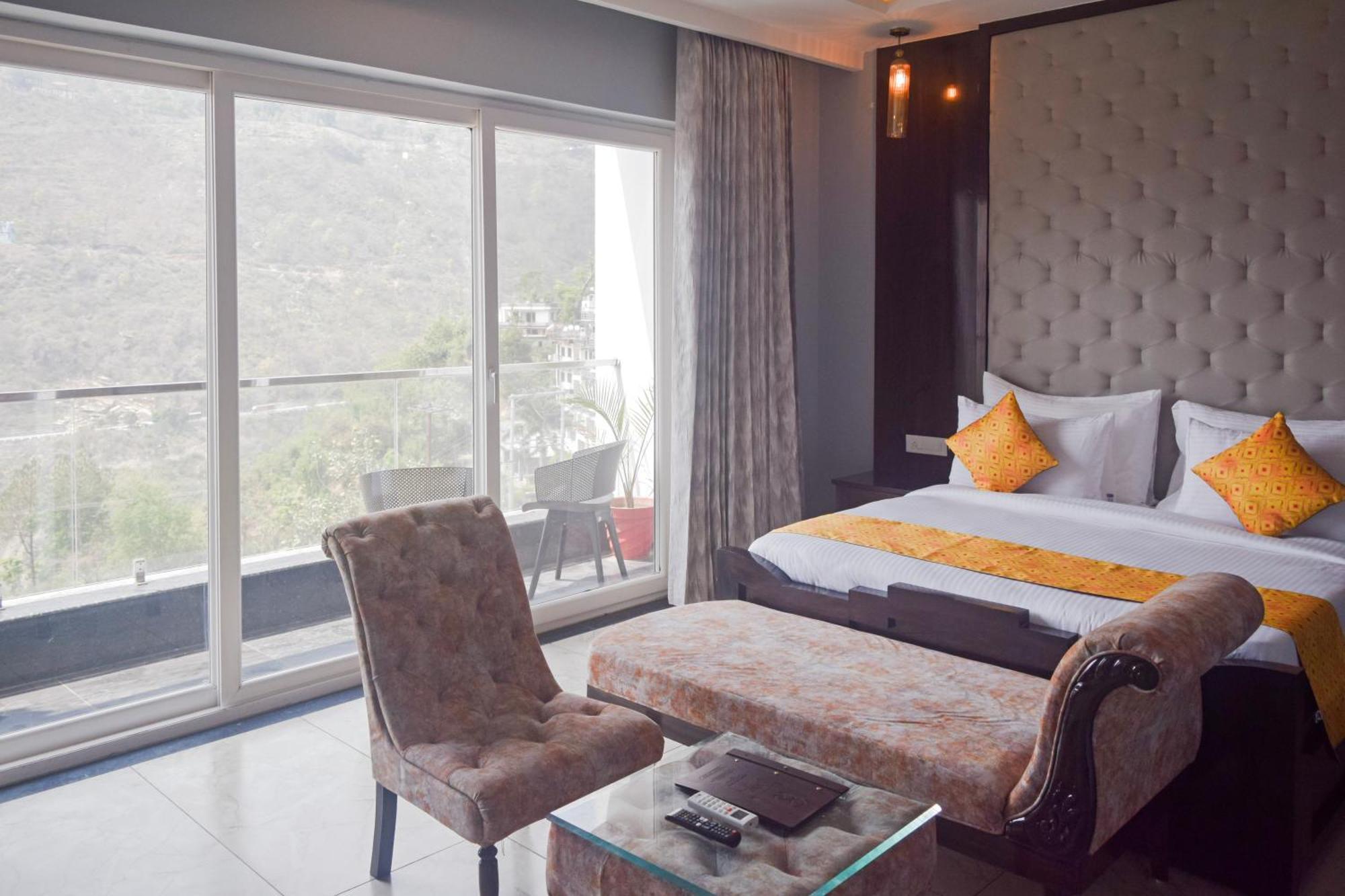Hotel Sterling Kastoori Rudraprayāg Extérieur photo