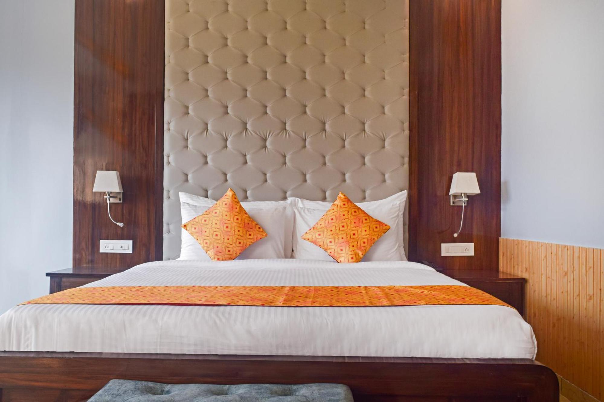 Hotel Sterling Kastoori Rudraprayāg Extérieur photo
