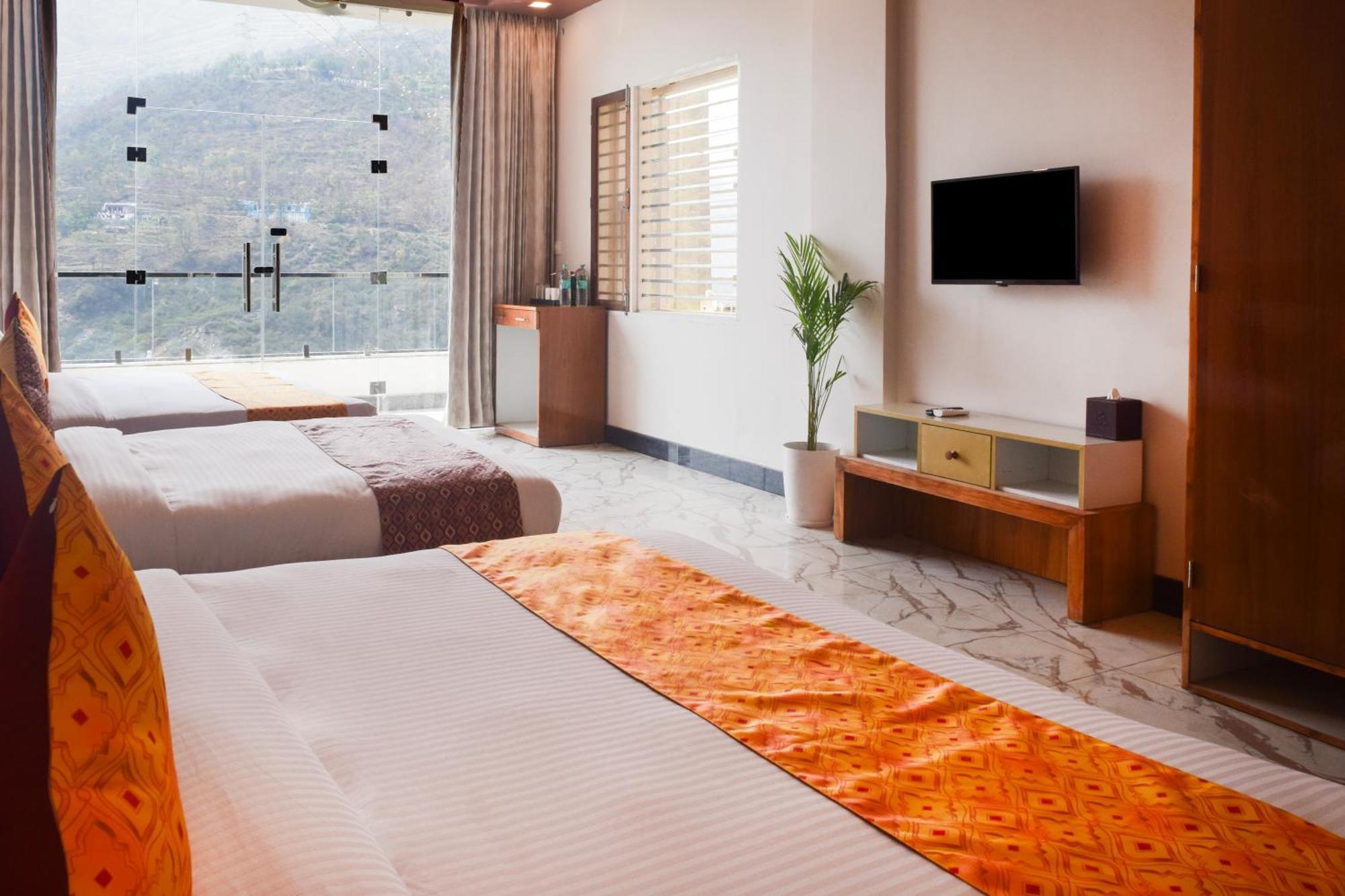 Hotel Sterling Kastoori Rudraprayāg Extérieur photo